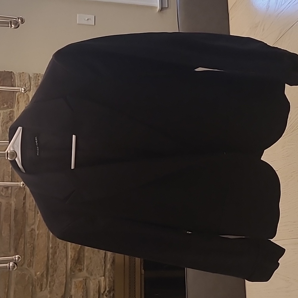 Amanda and Chelsea black jacket size 10